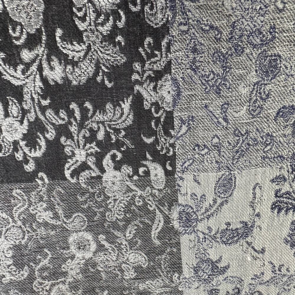 Moksha Floral/Paisley‎ Wool Scarf - Picture 5 of 5